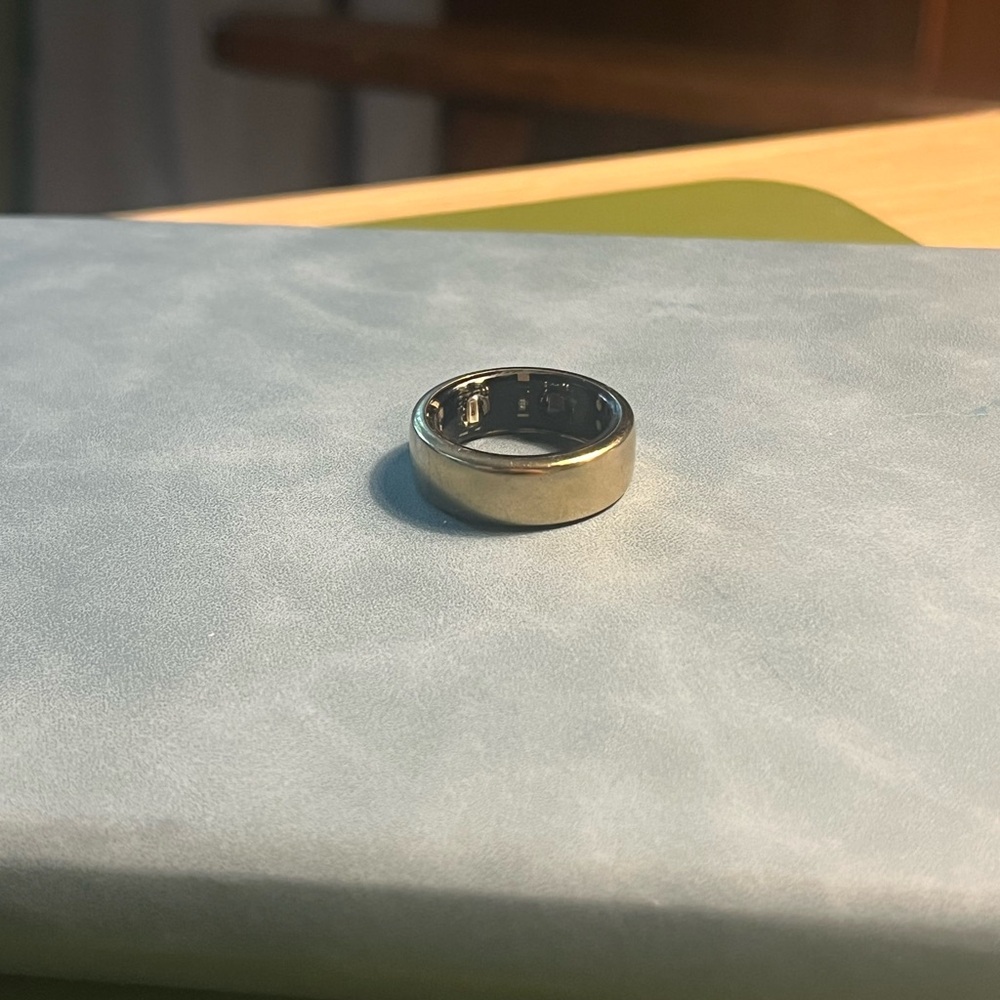 Gen 3 Gold Oura ring size 9